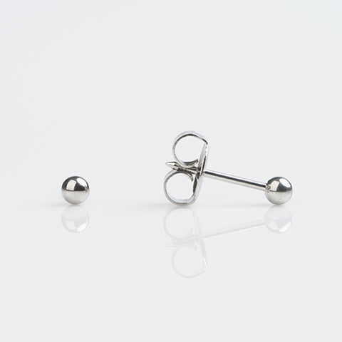 Stainless steel earrings pierced with the Studex System 75 Gun